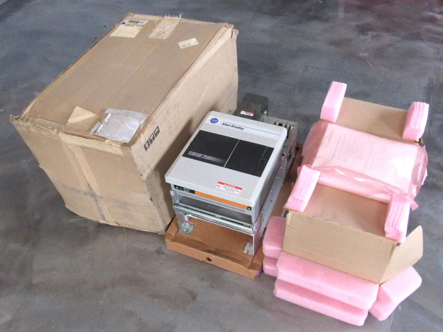NEW ALLEN BRADLEY 1397-A001N DC DRIVE 1.5HP 1397A001N
