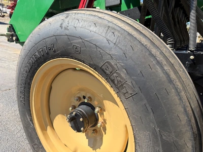 2025 Great Plains 1006NT No Till Seed Drills | County Equipment Company LLC (14)