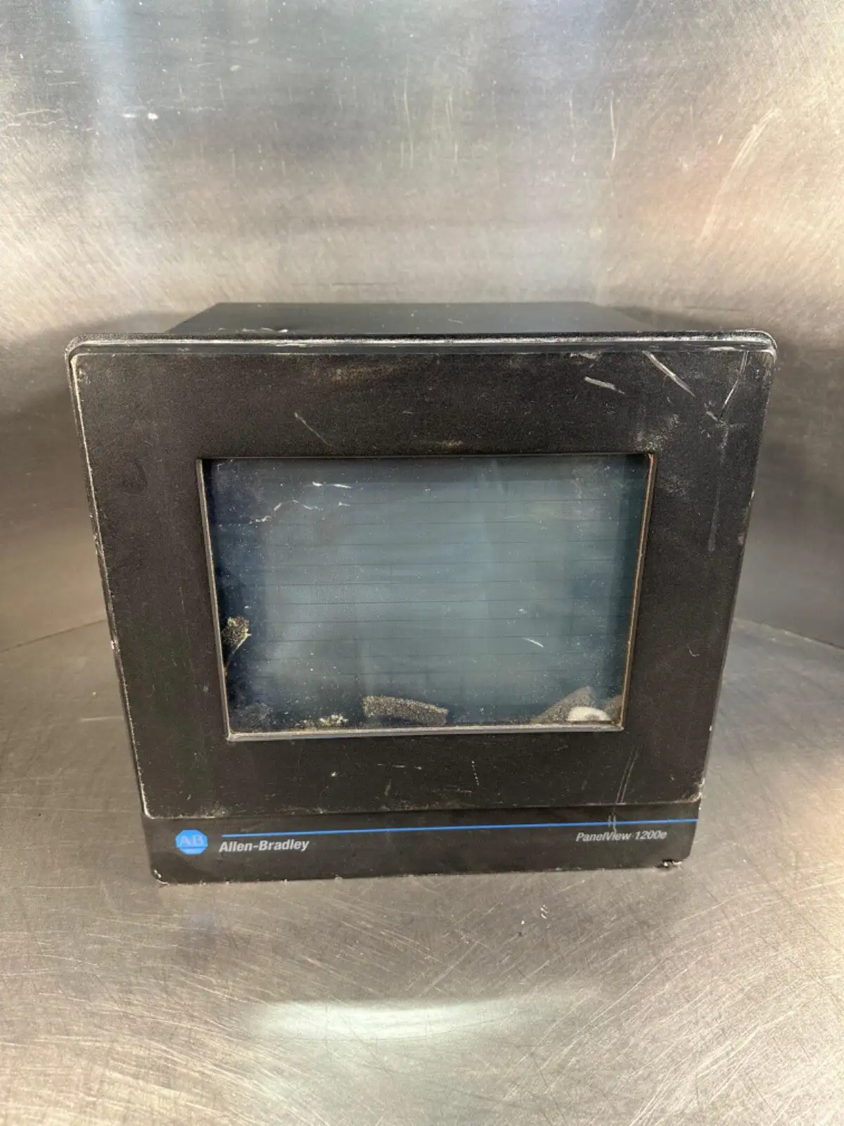 USED Allen-Bradley Allen Bradley 2711E-T12C6