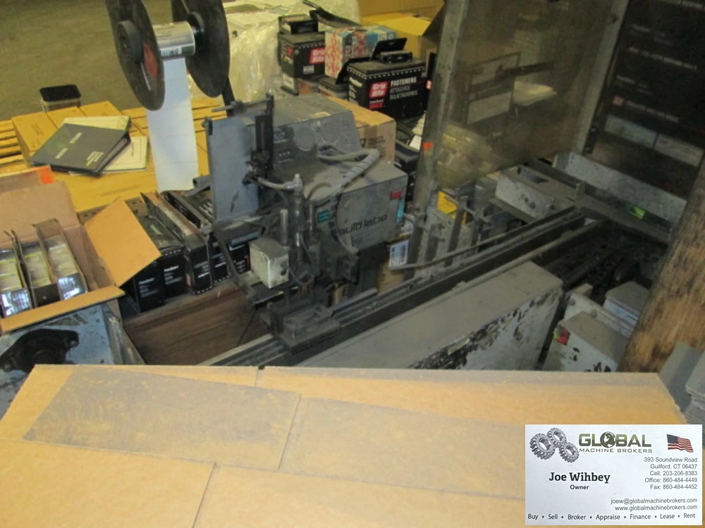 Tanney Machine And Manufacturing Auto Labe Box Sealer, Glue Dispensing & Label Machine