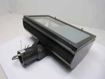 Lithonia KSF2 150S RS 120 Flood Lamp S55 Bulb 120V 188W
