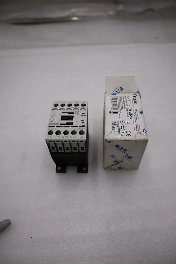NEW EATON DILM9-10 XTCE009B10TD CONTACTOR 24VDC STOCK H444A
