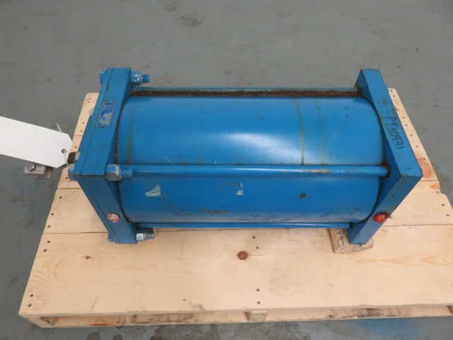 Pneumatic Actuator for Orbinox 16"-150 knife gate valve, Unused Spare Room