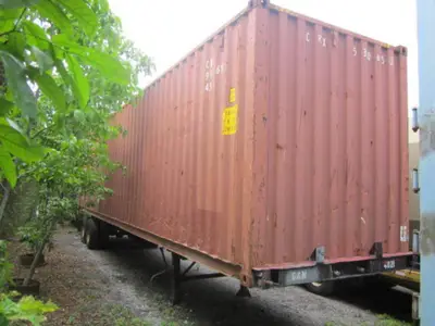 Used A PLUS 40′ STANDARD CARGO SHIPPING CONTAINER Shipping Containers Florida US | USA Transequipment #1542463