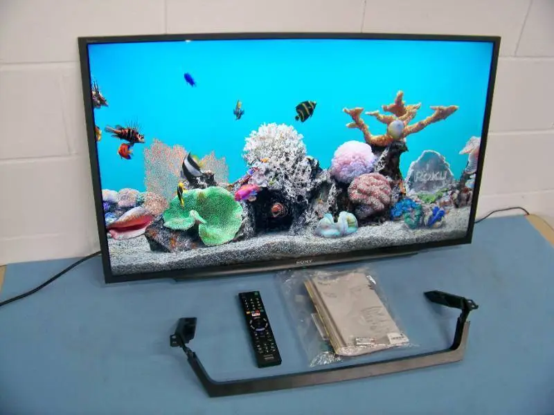 Sony 40" Full HD LED Backlit LCD SMART TV / Television KD-40W650D with Remote Control and Stand