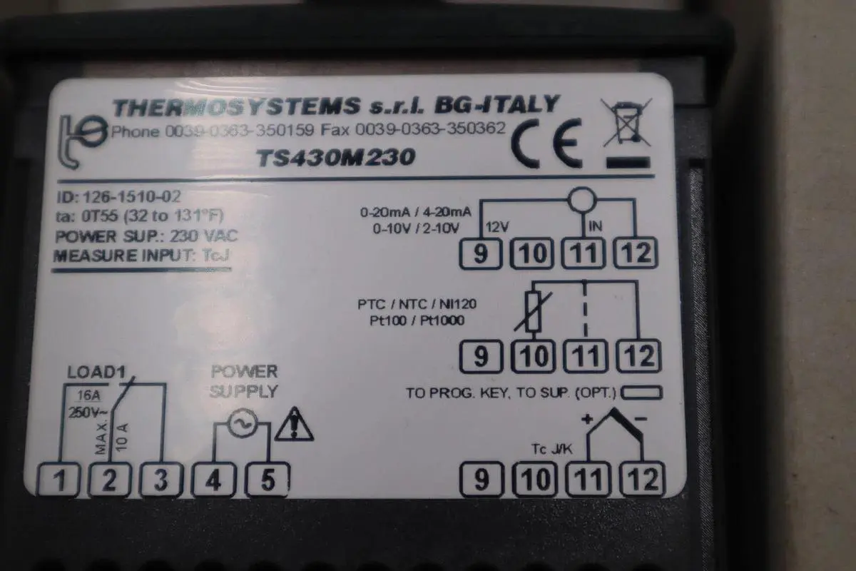 NEW TS430-Series Electronic ON/OFF Thermostat Panel Mounting 33x75m STOCK G693A