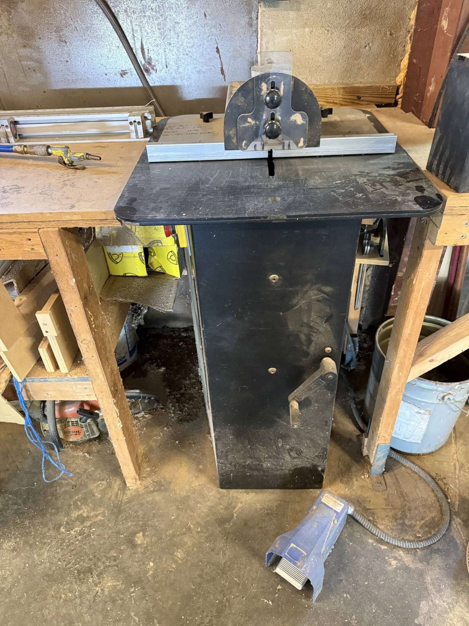 DW618 | Safety Speed | Pocket Hole Machines