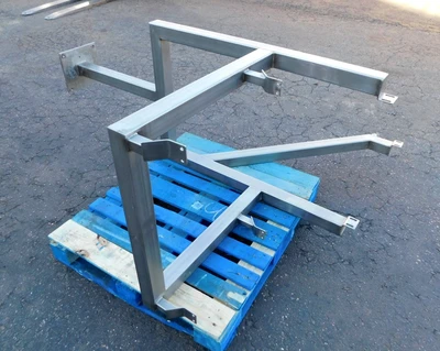 USED RBM Z BUCKET LIFT LH 300 SW CSI