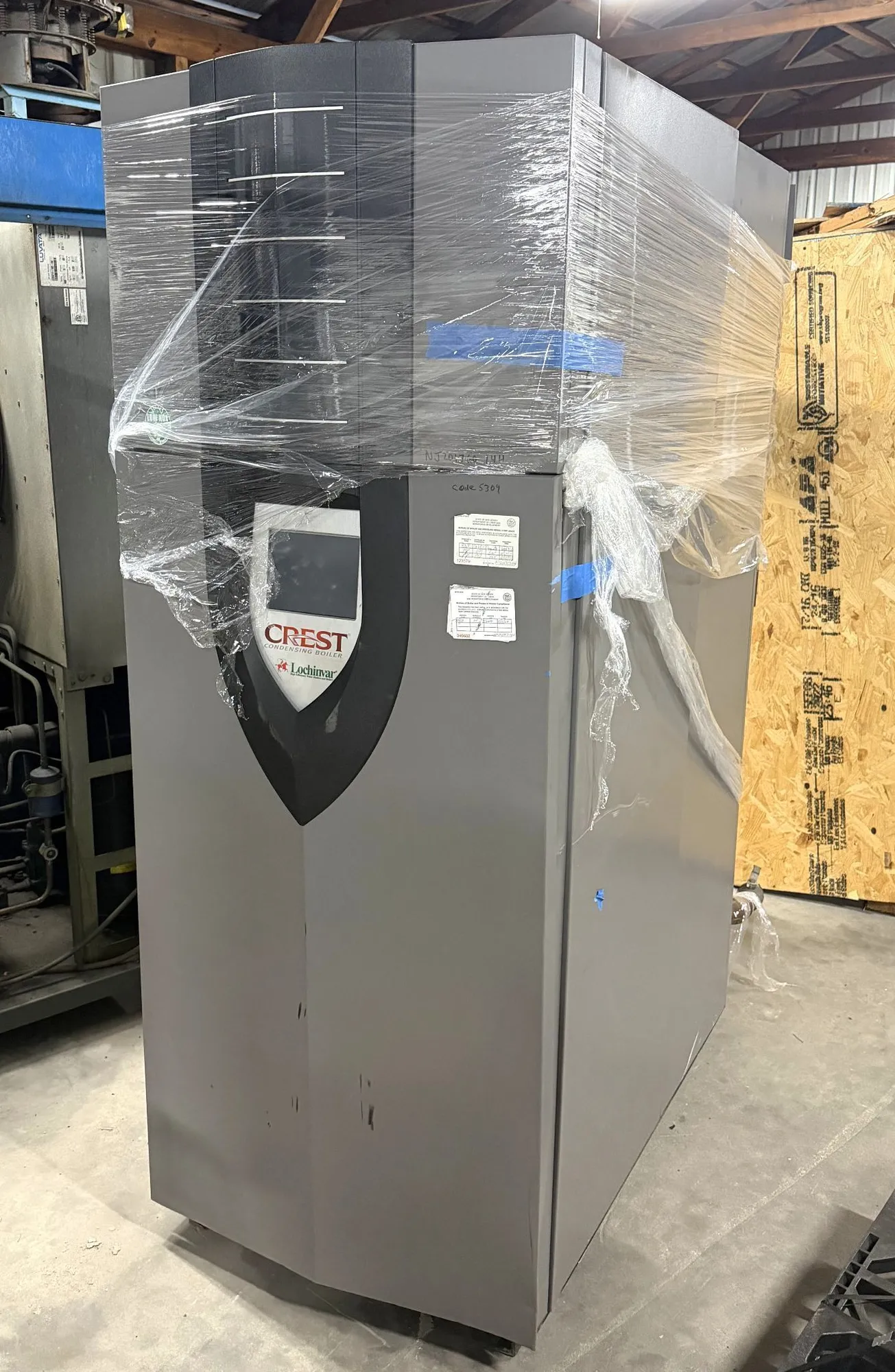 USED Lochinvar Crest FBN2000