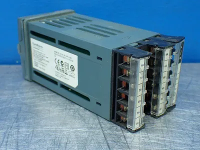 Used EUROTHERM 2216E/AL/VH/R1/R1/RF/2YM/ENG/XXXXX/EU0523 Temperature Controls Ohio US | HGR 24 #802929