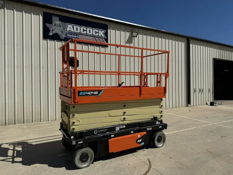 New | in-Stock 2026 JLG ES4046 ELECTRIC SCISSOR LIFT Scissor Lifters Alberta CA | Adcock Equipment #1417640