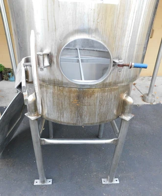 USED PERCULATOR TANK 200 GALLON