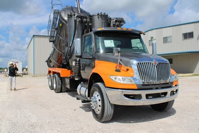 Used 2020 INTERNATIONAL MV Septic/Sewer/Vacuum Trucks Texas US | Roll Off Truck World #1491776