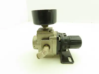 SMC AR20-01B Pneumatic Precision Pressure Regulator Valve 1/8" NPT Lot of 2