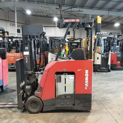 USED 2021 RAYMOND 425-C40QM