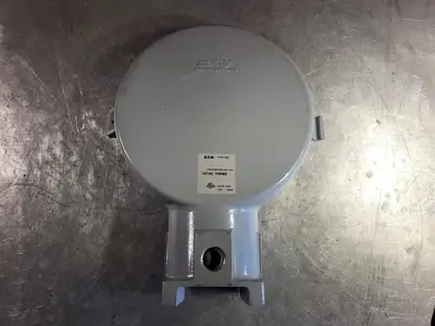 NEW CROUSE-HINDS TWM2