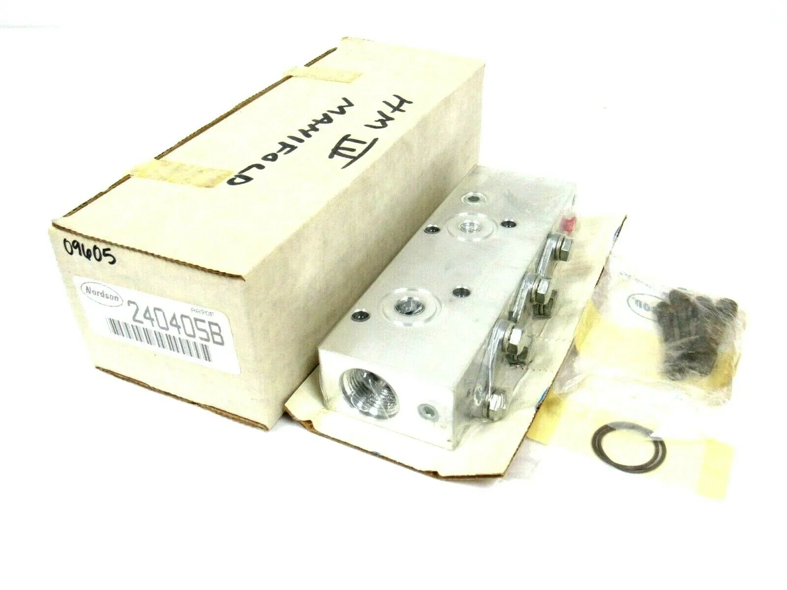 NEW NORDSON 240405B MANIFOLD