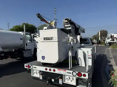 New | in-Stock 2023 CHEVY 5500 Bucket (boom) trucks California US | Commerce Truck Equipment Sales #1548785