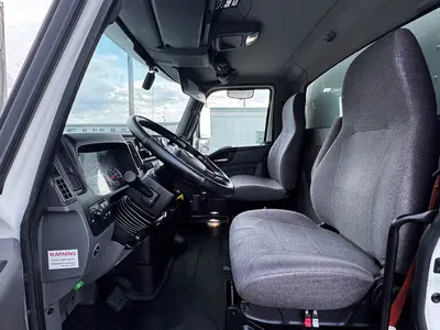 Used 2020 INTERNATIONAL MV Box trucks Florida US | Truck and Van Outlet #1509220