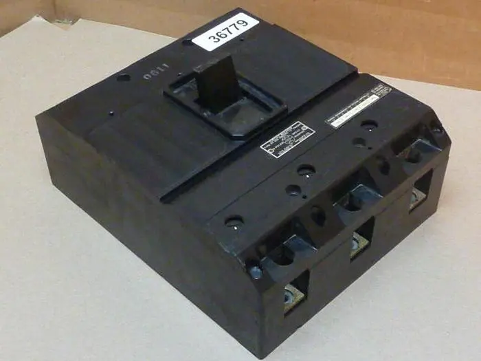 Used SIEMENS ET5914 Circuit Breakers Michigan US | Ideal Machinery #702912