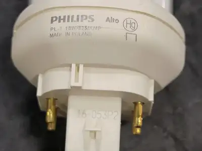 NEW PHILIPS PL-T 18W/835/A/4P