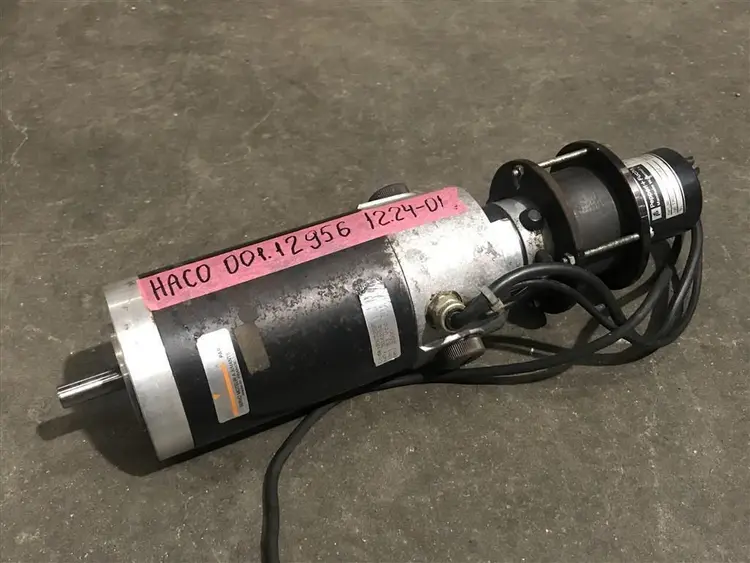 Used PARVEX SERVOMOTOR RX320E + ENCODER TRD-J 500 - RZ Misc Electrical & Power Parts BE | Apt International N.V #363537