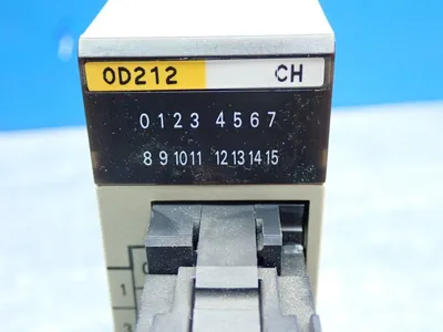USED OMRON C200HOD212