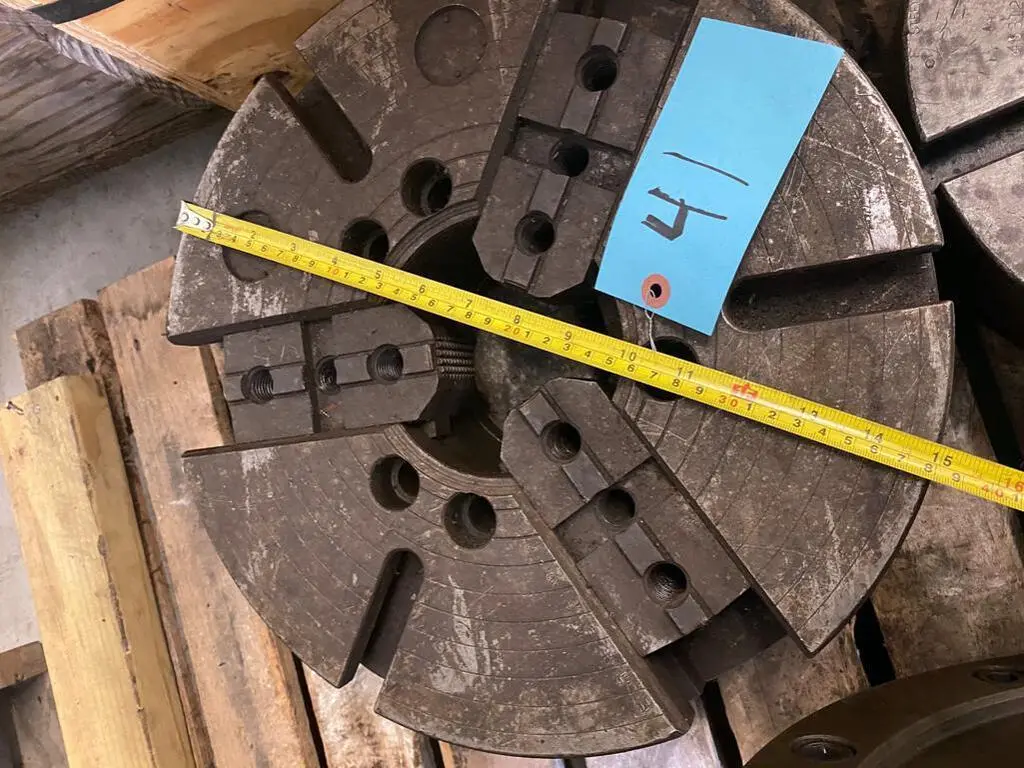 15" 3 JAW CHUCK. STOCK # 0848520