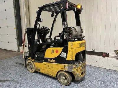 Used 2017 YALE GLC030VX Liquid Propane Forklifts Illinois US | Somerset Equipment Sales #1546284