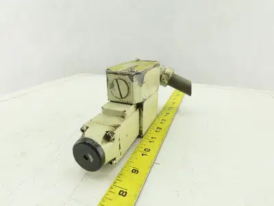 Rexroth 4WE6D51/AW120-60N9D/5V Hydraulic Solenoid Control Valve