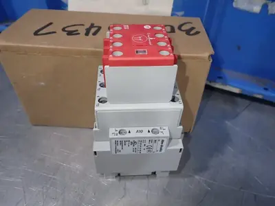 NEW ALLEN BRADLEY 100SC43EJ14C