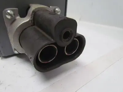 Cam-Lok E2023-3185 2 Pole Receptacle Connection Box