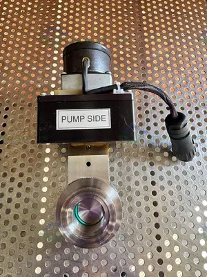 Used MKS 253B-15761  STAINLESS STEEL EXHAUST THROTTLE VALVE W/ KF 40 FITTING Valves/Fittings California US | Equipment Lab #1329350