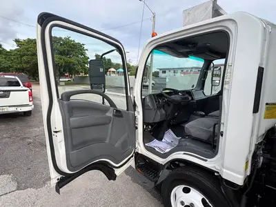 Used 2019 ISUZU NPR XD Reefer Trucks Florida US | Truck and Van Outlet #1509164