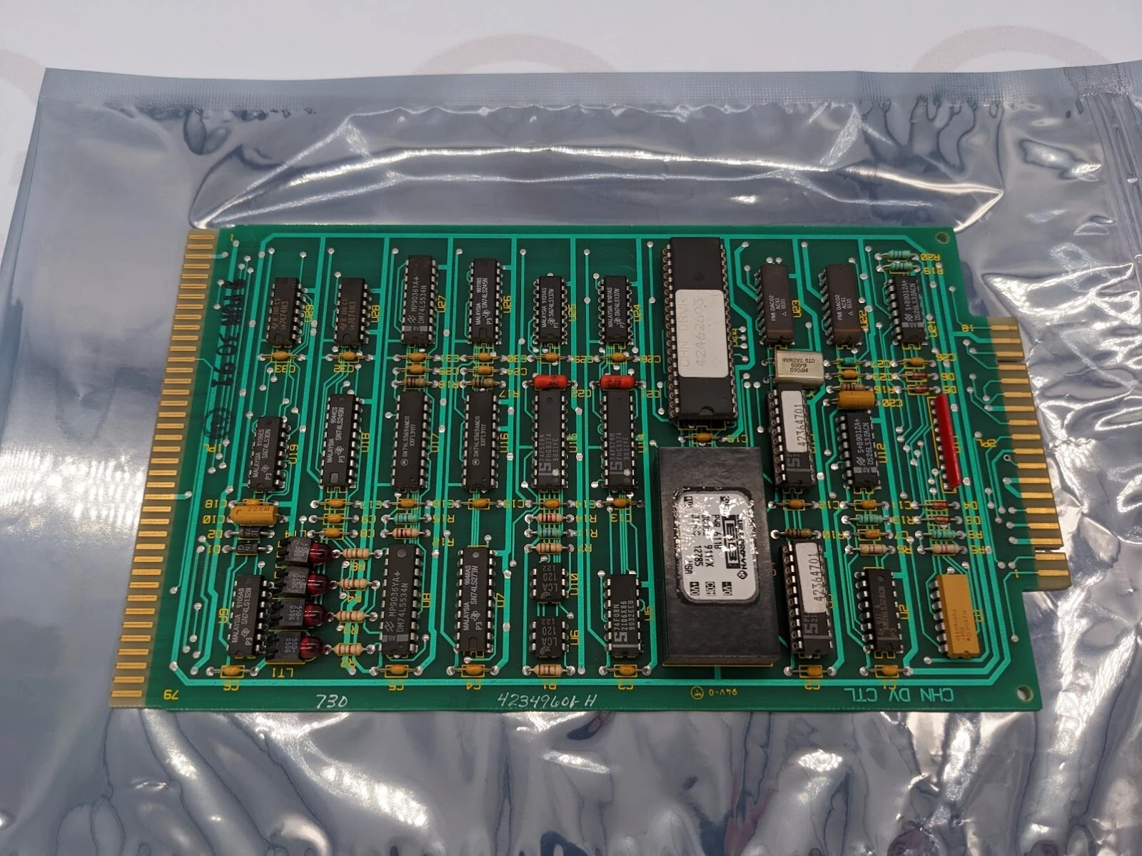 Used Universal Instruments Corporation 42349601 Miscellaneous PCB & SMT Equipment Michigan US | 4Tech USA #1540532
