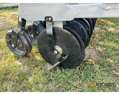 Used HINIKER _UNKNOWN_ Seeders Iowa US | Keast Enterprises #1360324