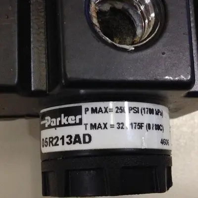 USED PARKER 05R213AD