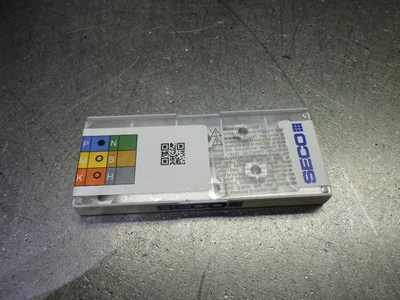 SECO 1" 3 Flute Coolant Thru Endmill Kit HIGHFEED21.00P KIT (LOC2356)