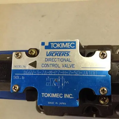 USED VICKERS DG4V32AMP7H750JA100