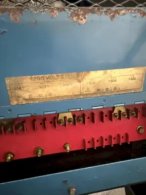 USED MILLER CP–300
