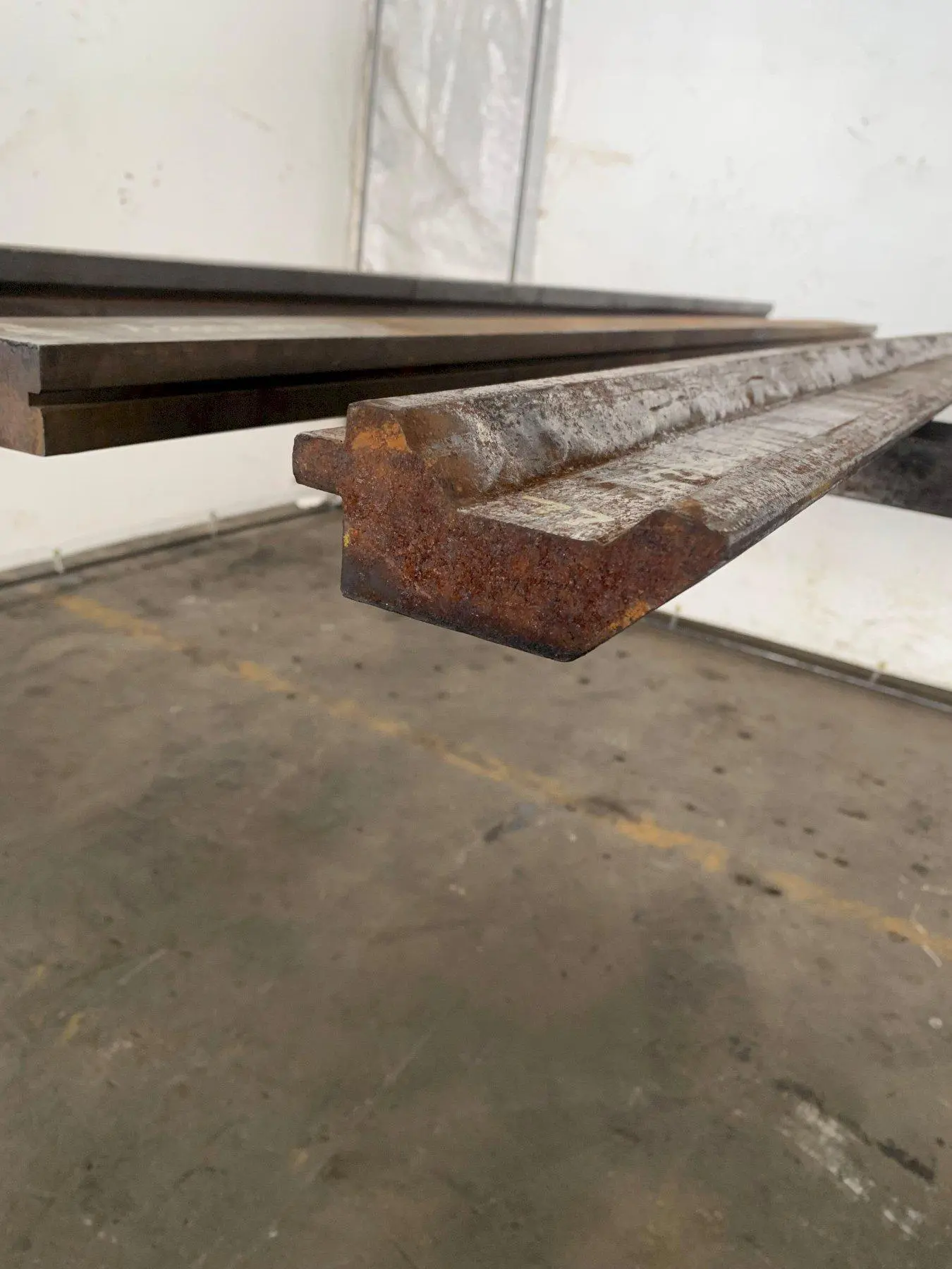 6'5"(77) PRESS BRAKE TOP GOOSE NECK MALE DIE. STOCK # 0875724