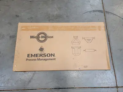 New Emerson Micro Motion Mass Flow Sensor Meter F025S121CLA2EZZZZ loc.6A