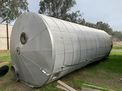 Tank, 11,500 Gallon, Stainless steel, Insulated, 9' x 25' #S744216