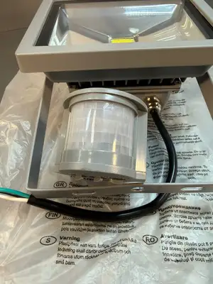 Mcm Led Work light 29-7480 120V~60Hz 20W 1440LM (6.5.1)