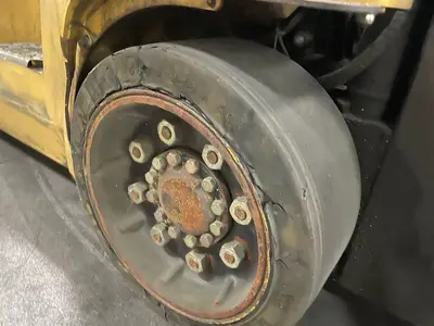 USED CAT FGC40K