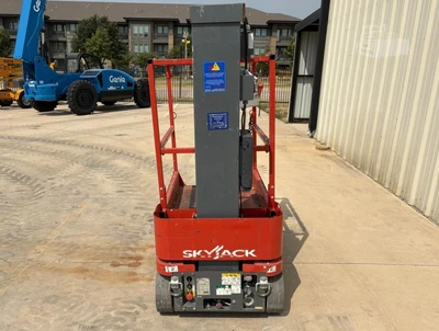Used 2017 SKYJACK SJ12 Vertical Mast Lifts Texas US | Adcock Equipment USA #1524596