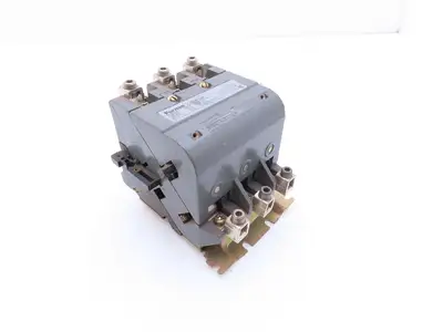 Furnas 40HP32A AC Contactor Motor Starter 50Hp 600VAC 3Ph 120V Coil