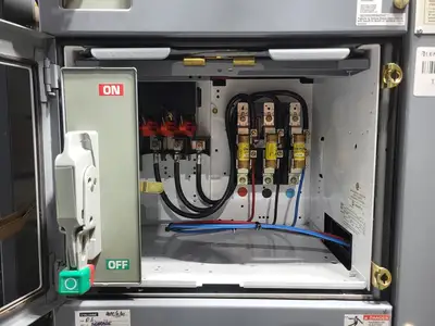 USED SQUARE D MODEL 6