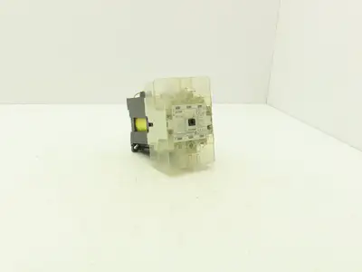 Mitsubishi SD-T80 Motor Starter Contactor 3Ph 50Hp 600V 100A 24VDC Coil