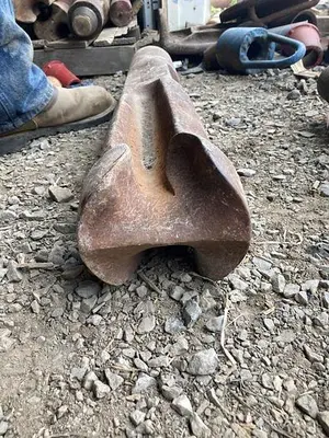 Used AFTERMARKET CHISEL BIT 5" X 32" FOR CABLE TOOL Tool Bits Pennsylvania US | East West Machinery & Drilling #1417318